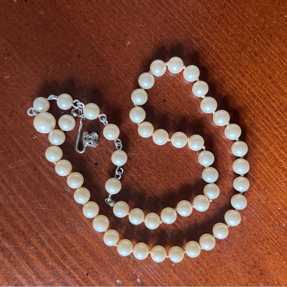 Vintage Pearl Rhinestone Choker Necklace - Picture 4 of 6